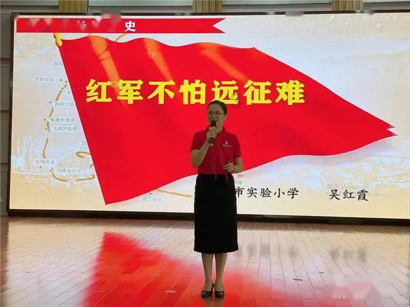 那个学生接着又问这句话中有多少个轻声？